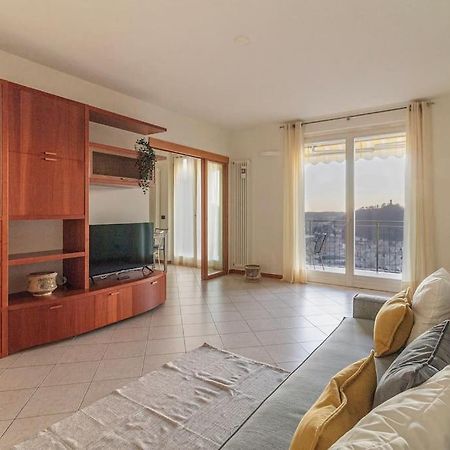 Appartamento Bellavista Con Ac E Posto Auto A Brunate Como Dış mekan fotoğraf